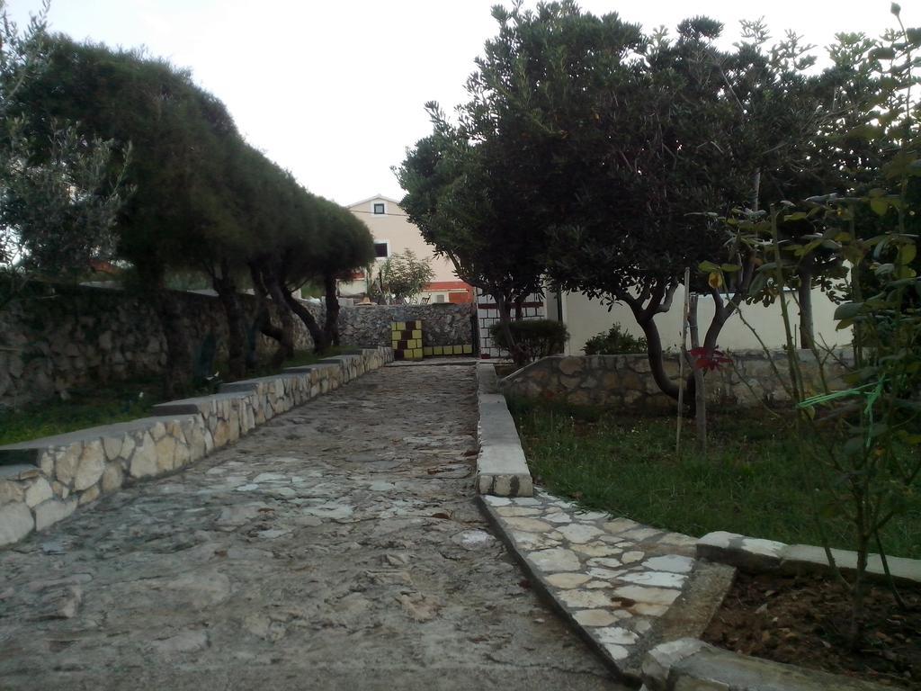 Kuca Za Odmor Laura Apartment Ražanac Екстериор снимка